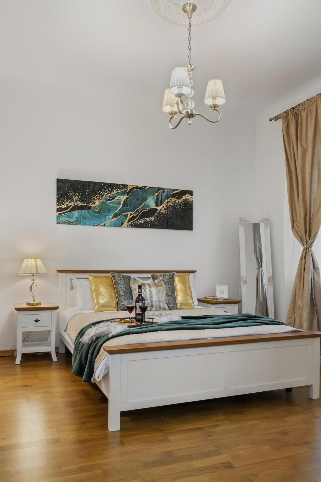 Sweet Luxury Three Rooms Apartment City Center Universitate Bucureşti Eksteriør bilde