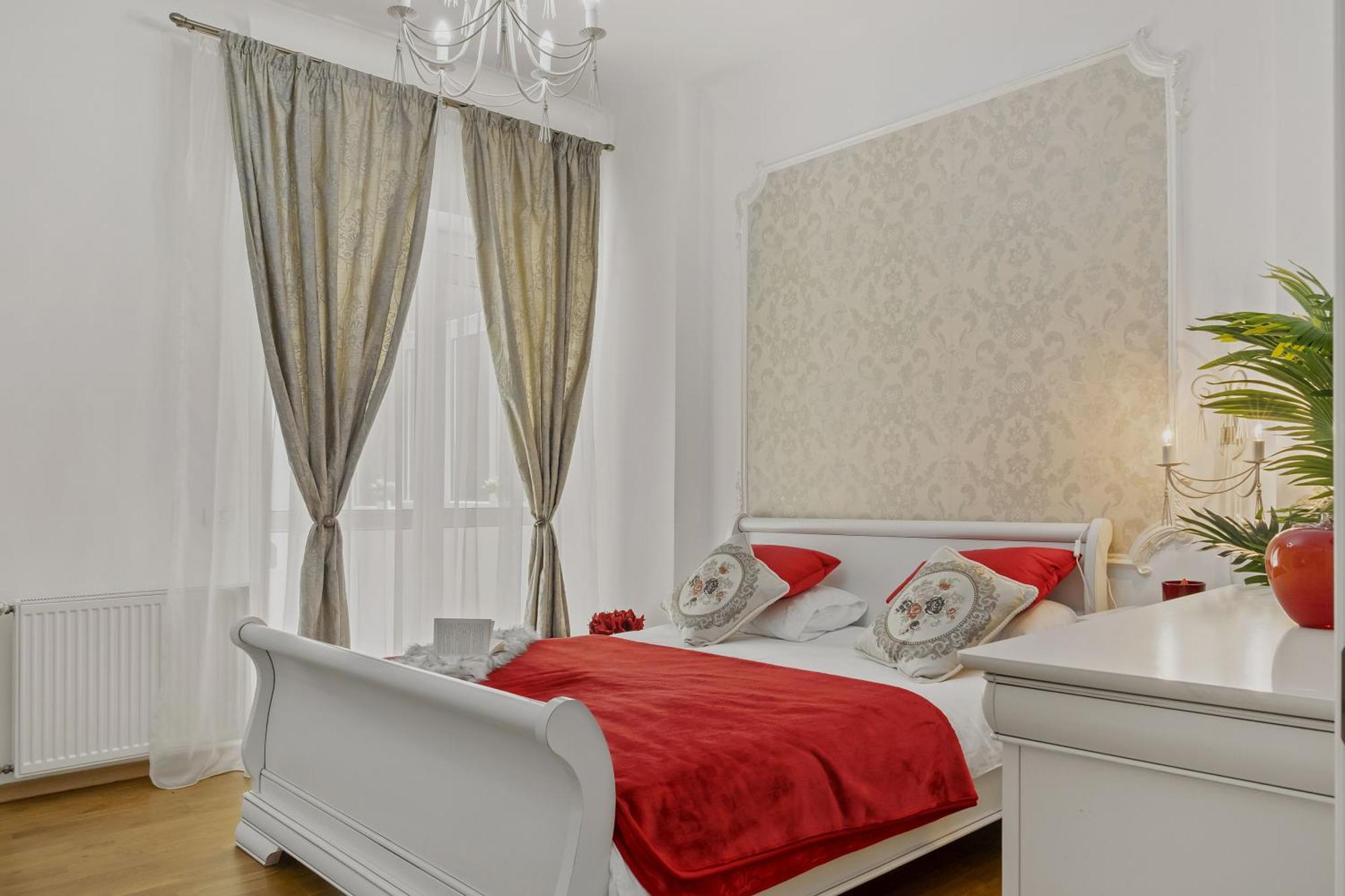 Sweet Luxury Three Rooms Apartment City Center Universitate Bucureşti Eksteriør bilde
