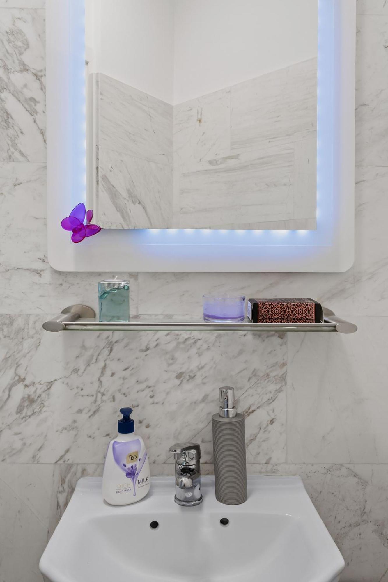 Sweet Luxury Three Rooms Apartment City Center Universitate Bucureşti Eksteriør bilde